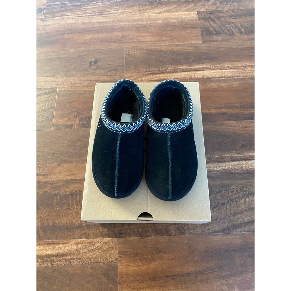 UGG Women’s Tasman Slipper
